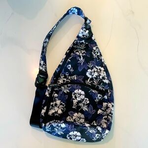 Vera Bradley sling bag